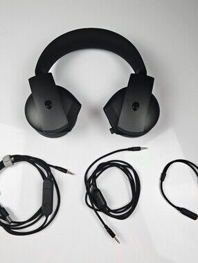 Alienware UD2001 Wired Gaming Headset Black USB & 3.5mm Cables Complete Tested